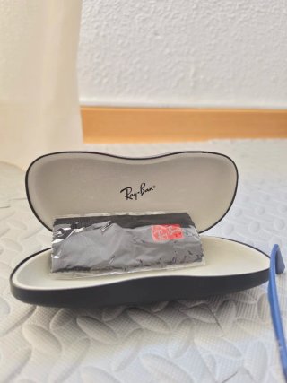 Gafas Ray-Ban Azules modelo 7047
