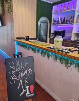 Bar en alquiler en Parque Alcosa - Jardines del Edén en Sevilla