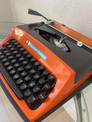 Máquina de escribir Carola-Deluxe naranja
