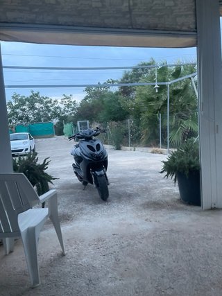 Yamaha Aerox Negra