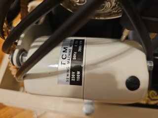 Máquina de coser Singer antigua