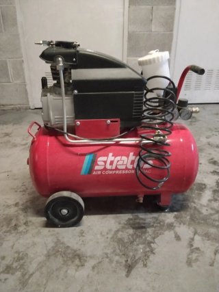 Compresor Stratos 2 hp 50 L Fiaca