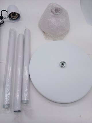 BEL AIR HOME | Lámpara de pie ANTÍGONA | Blanco, metal, altura 170CM, base estable | Brazo articulado, altura ajustable, casquil