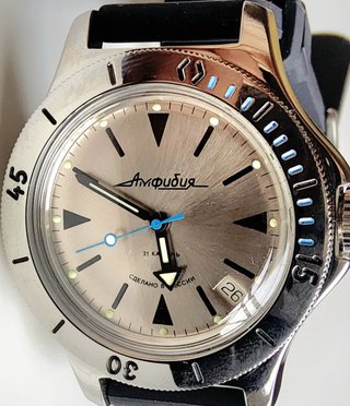 Vostok Amfibia 120849 automatico 2416B