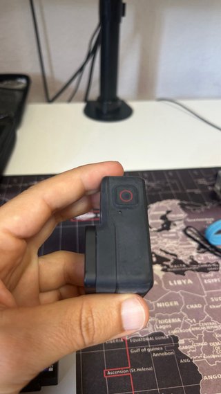 GoPro Hero 7 + Batería extra + Pack complementos
