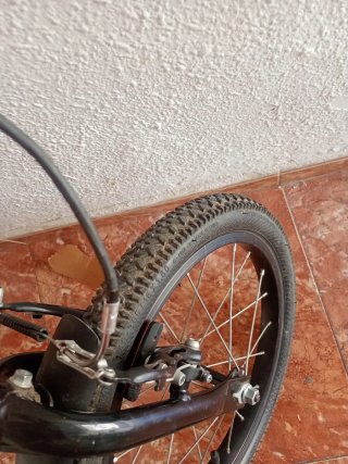 Bicicleta infantil Btwin naranja
