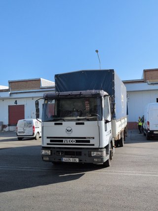 Camión Iveco ML100E18 2002