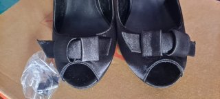 Zapatos MARYPAZ negros con lazo