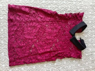 Camiseta calada mujer cuello bebé