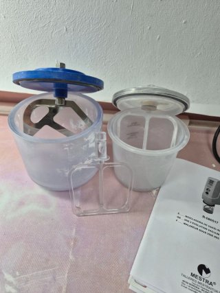 Mezcladora de escayola al vacío MESTRA Iris2