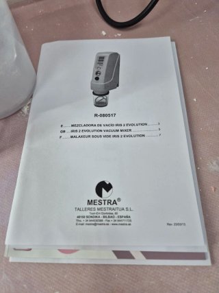 Mezcladora de escayola al vacío MESTRA Iris2