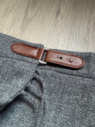 Minifalda Pedro del Hierro gris con flecos