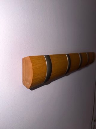 Perchero de pared ORIGINAL UMBRA FLIP - 5 ganchos