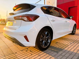 FORD FOCUS ST-Line GARANTÍA MECÁNICA GASOLINA