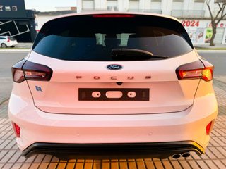 FORD FOCUS ST-Line GARANTÍA MECÁNICA GASOLINA