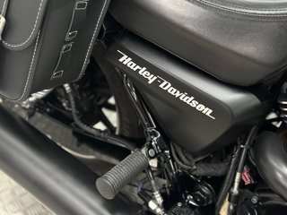 HARLEY DAVIDSON STREET 750