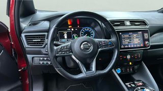 Nissan Leaf 40kWh Tekna ProPilot Park 110 kW (150 CV)