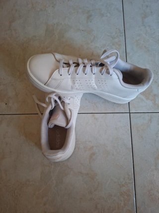 Deportivas Adidas Blancas y Rosas