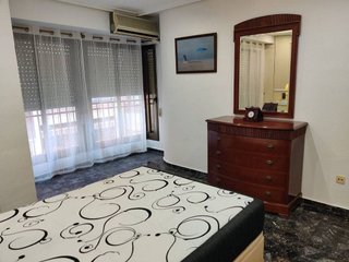 Piso en alquiler en Centro en Elche