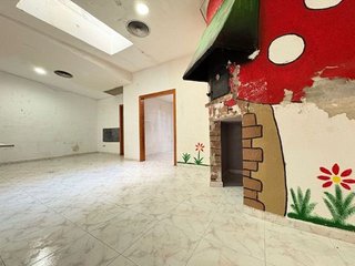 Local comercial en alquiler en Centro en Castellón de la Plana