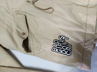 Cazadora de invierno Bershka beige