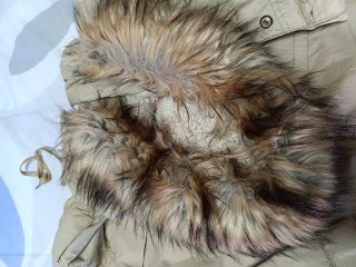 Cazadora de invierno Bershka beige