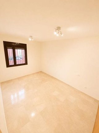 Piso en venta en Puerto - Plaza de Toros en Estepona