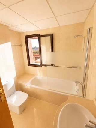 Piso en venta en Puerto - Plaza de Toros en Estepona