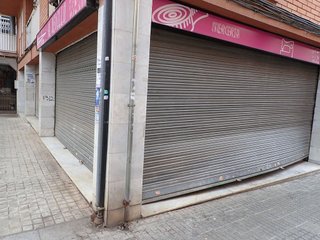 Local comercial en venta en Torrent Ballester en Viladecans