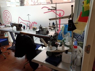 Local comercial en venta en Torrent Ballester en Viladecans