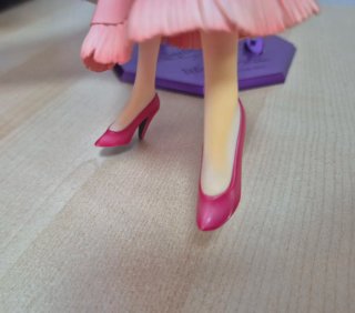 Figura Nico Robin Megahouse