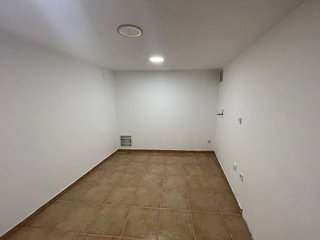 Local comercial en alquiler en Instituts - Universitat en Lleida