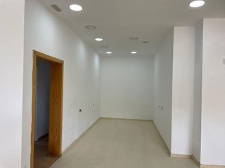Local comercial en alquiler en Instituts - Universitat en Lleida
