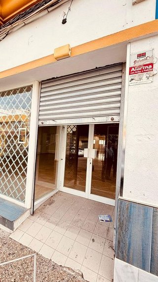 Local comercial en venta en La Banda - Campo de Fútbol en Chiclana de la Frontera
