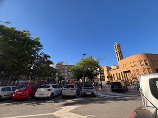 Local comercial en alquiler en Zona Plaza Xúquer en Paiporta