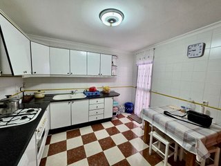 Casa adosada en venta en Lora del Río