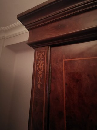 Armario clásico de madera y marquetería 4 puertas