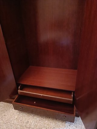 Armario clásico de madera y marquetería 4 puertas