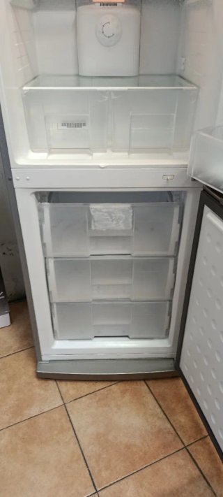 Nevera BRU No Frost A+ Frigorífico Congelador