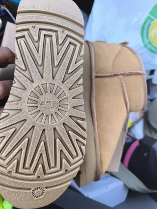Botas UGG Beige Talla M