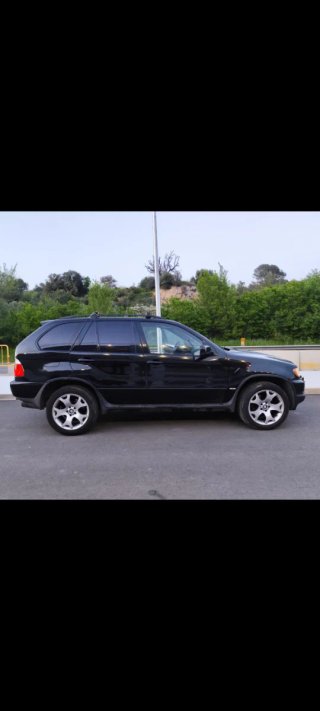 BMW X5 2006 CON PEGATINA MEDIOAMBIENTAL!