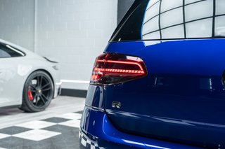 VOLKSWAGEN GOLF 7.5R *AKRAPOVIC*