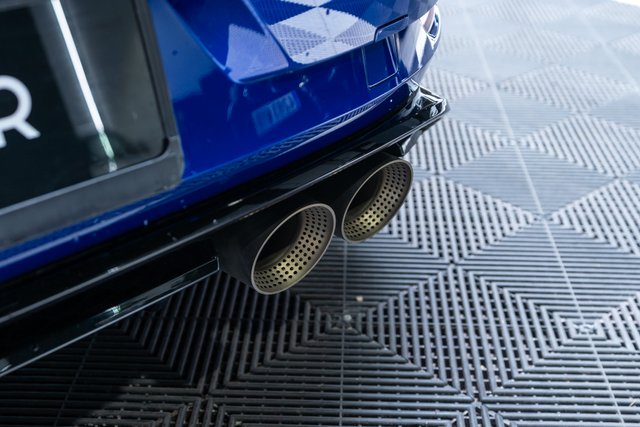 VOLKSWAGEN GOLF 7.5R *AKRAPOVIC*