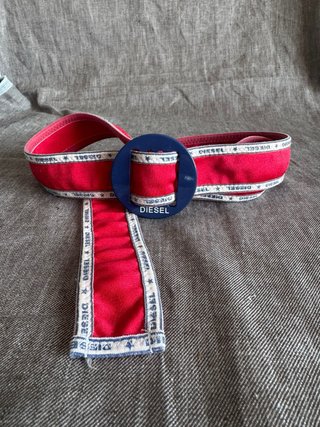 Cintura Diesel rossa lycra con fibbia rotonda