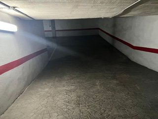 Garaje en alquiler en Martín Carpena - Torre del Río en Málaga