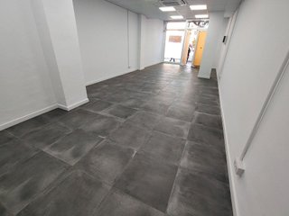 Local comercial en alquiler en El Centre en Esplugues de Llobregat
