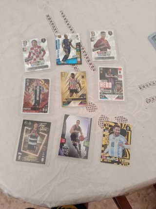 Ediciones limitadas de cromos de fútbol y balonces