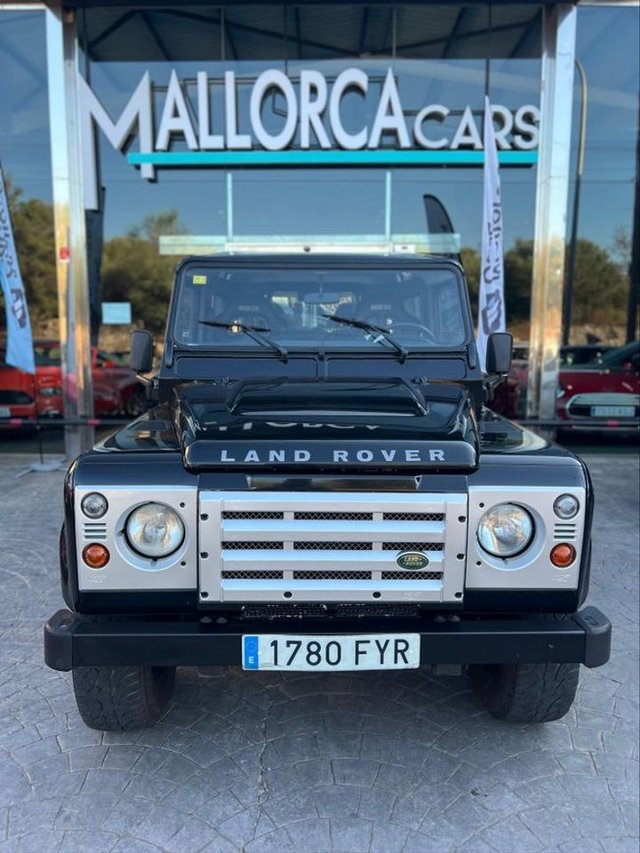 LAND-ROVER Defender 90 SW E