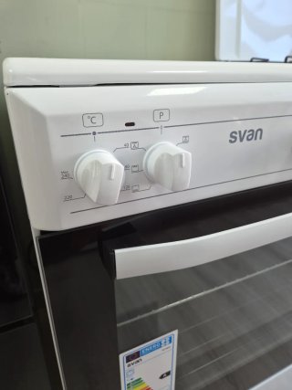 COCINA ELÉCTRICA SVAN VITROCERÁMICA 60CM
