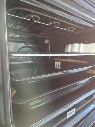 COCINA ELÉCTRICA SVAN VITROCERÁMICA 60CM